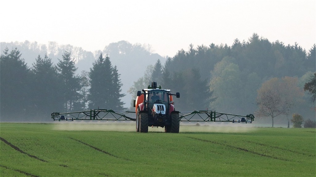 tractor-4575105_1280.jpg